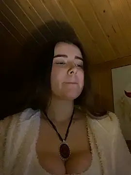 Snapshot of mewKate chatting on April 25, 7:22 pm mewKate online show from April 25, 7:22 pm