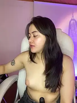 Snapshot of Camila_pinkk chatting on May 16, 3:44 pm Camila pinkk online show from May 16, 3:44 pm