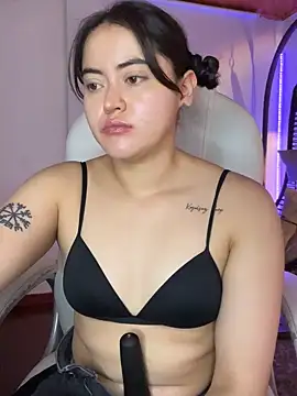 Camila pinkk online show from June 13, 4:16 pm