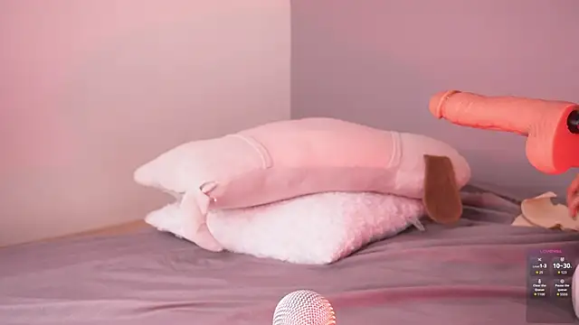 larastanford1 online show from February 11, 2:27 am