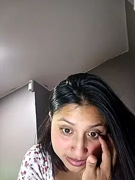 Snapshot of Adrianisx chatting on February 4, 6:04 am Adrianisx online show from February 4, 6:04 am