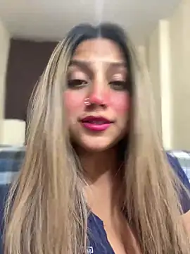 Snapshot of Adrianisx chatting on August 2, 2:43 am Adrianisx online show from August 2, 2:43 am