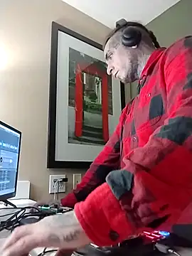 justthetip4209 online show from March 12, 6:07 am