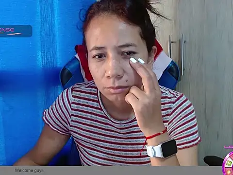 Danielagomez33 online show from March 1, 12:51 pm