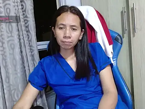 Danielagomez33 online show from July 19, 12:47 am