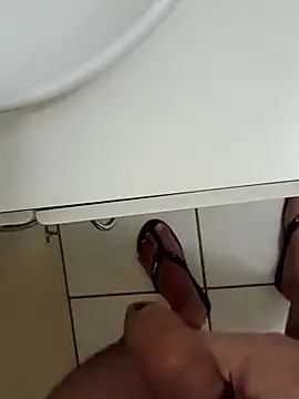 curtindo-muito82 online show from January 7, 11:48 am