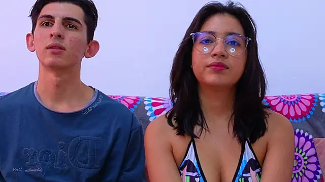 Snapshot of Ana_and_Leo chatting on February 7, 3:41 pm Ana and Leo online show from February 7, 3:41 pm