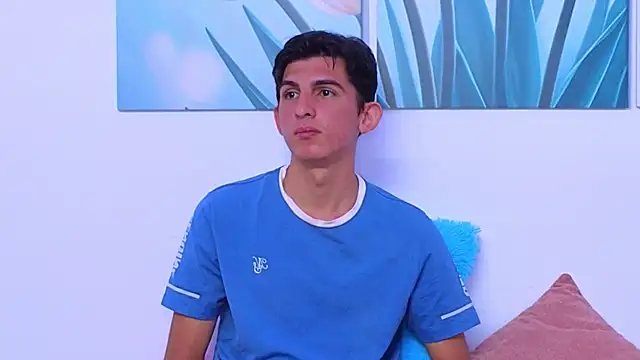 Snapshot of Ana_and_Leo chatting on October 27, 4:00 pm Ana and Leo online show from October 27, 4:00 pm