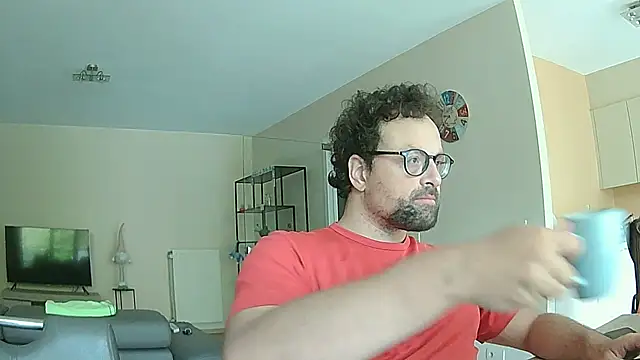 littlehairyman online show from September 10, 7:41 am