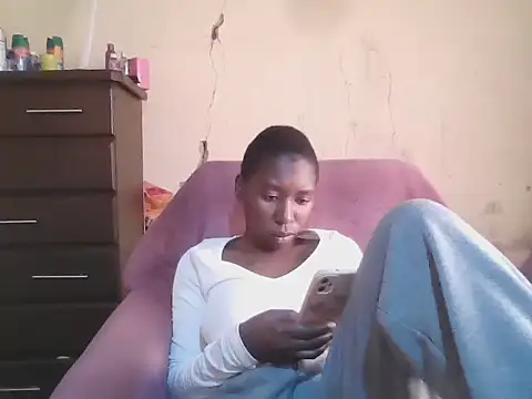 Hotdaily04 online show from June 5, 7:36 am