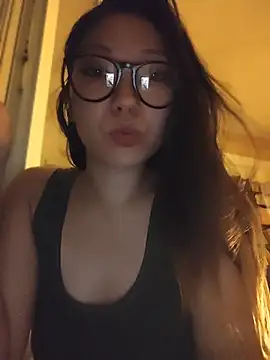 Snapshot of LoveFoxyQueen chatting on July 12, 8:55 pm LoveFoxyQueen online show from July 12, 8:55 pm