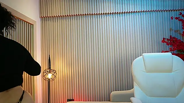 Snapshot of Emma_Walkerr_ chatting on September 24, 7:06 pm Emma Walkerr online show from September 24, 7:06 pm