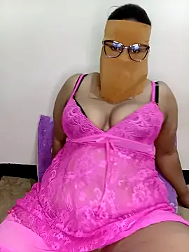 Snapshot of Samara-Bella chatting on February 25, 8:14 am Samara-Bella online show from February 25, 8:14 am