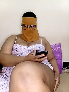 Snapshot of Samara-Bella chatting on March 3, 7:28 pm Samara-Bella online show from March 3, 7:28 pm