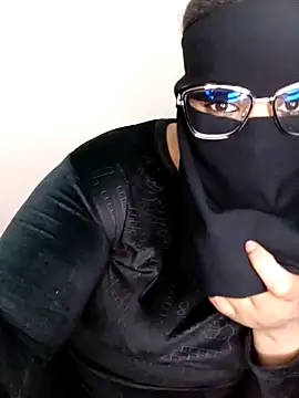 Snapshot of Samara-Bella chatting on March 16, 11:14 pm Samara-Bella online show from March 16, 11:14 pm