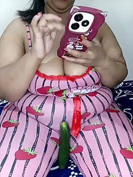 Snapshot of Samara-Bella chatting on October 28, 4:05 am Samara-Bella online show from October 28, 4:05 am