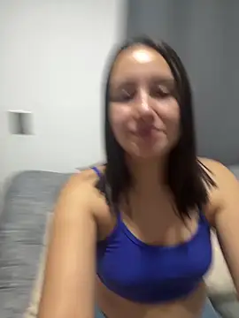 Snapshot of Jullya_x chatting on June 2, 6:10 pm Jullya x online show from June 2, 6:10 pm