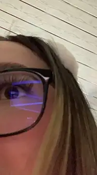 Snapshot of LunaShine_ chatting on January 27, 1:16 am LunaShine online show from January 27, 1:16 am