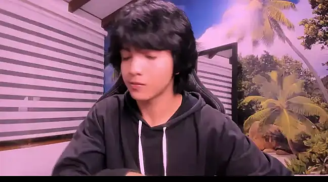 AllanYong18 online show from January 30, 3:33 am