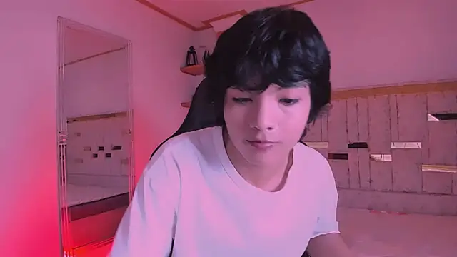 AllanYong18 online show from March 13, 9:54 am