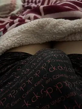 Snapshot of BCFZD chatting on November 14, 1:15 am BCFZD online show from November 14, 1:15 am