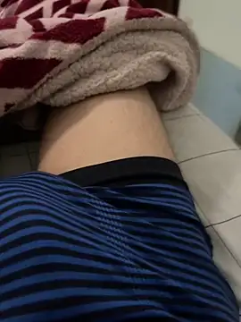 Snapshot of BCFZD chatting on November 21, 2:43 am BCFZD online show from November 21, 2:43 am