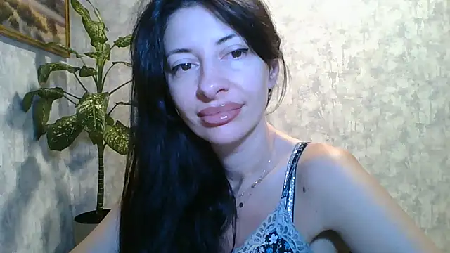 Snapshot of LissaBlossom chatting on July 3, 4:30 am LissaBlossom online show from July 3, 4:30 am