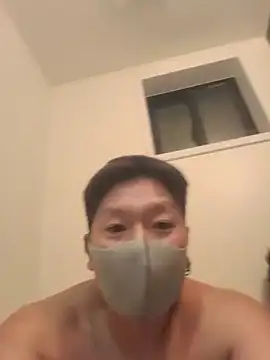 K0718 online show from March 12, 1:06 pm