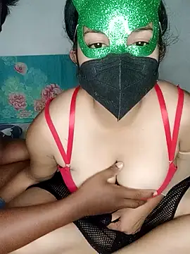 Snapshot of Queen_princes chatting on November 16, 5:57 am Queen princes online show from November 16, 5:57 am