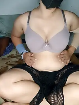 Snapshot of Queen_princes chatting on November 27, 6:48 am Queen princes online show from November 27, 6:48 am