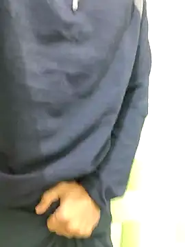 TOPMOON001 online show from January 7, 7:49 pm