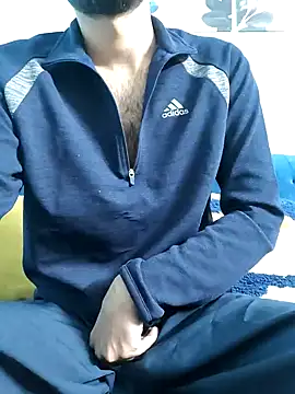 TOPMOON001 online show from January 8, 5:48 am