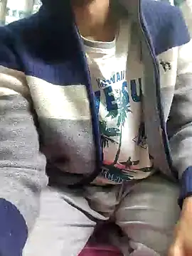 TOPMOON001 online show from January 17, 9:17 am