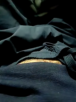 TOPMOON001 online show from January 26, 8:13 pm