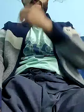 TOPMOON001 online show from February 28, 11:58 am