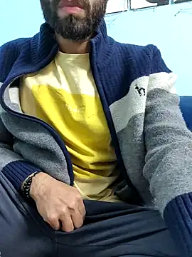 TOPMOON001 online show from March 6, 11:25 am