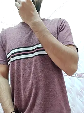 TOPMOON001 online show from November 21, 6:17 pm