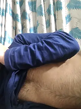 TOPMOON001 online show from February 10, 6:34 pm