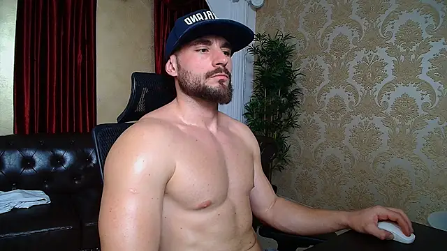 Snapshot of AdamJamesonn chatting on February 4, 9:28 am AdamJamesonn online show from February 4, 9:28 am
