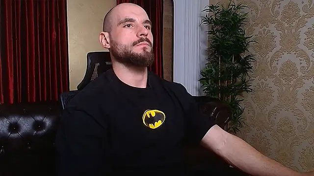 Snapshot of AdamJamesonn chatting on March 7, 12:45 pm AdamJamesonn online show from March 7, 12:45 pm