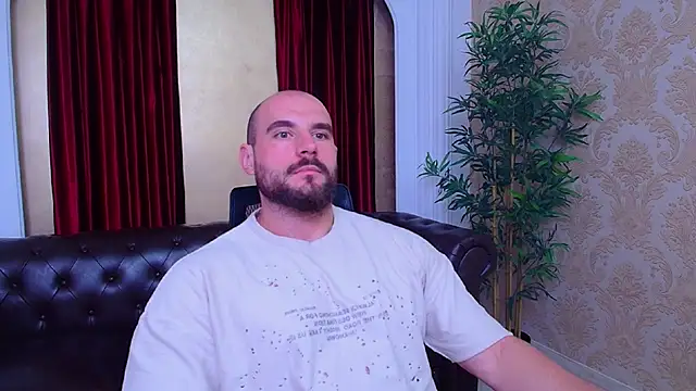 Snapshot of AdamJamesonn chatting on September 14, 4:55 am AdamJamesonn online show from September 14, 4:55 am