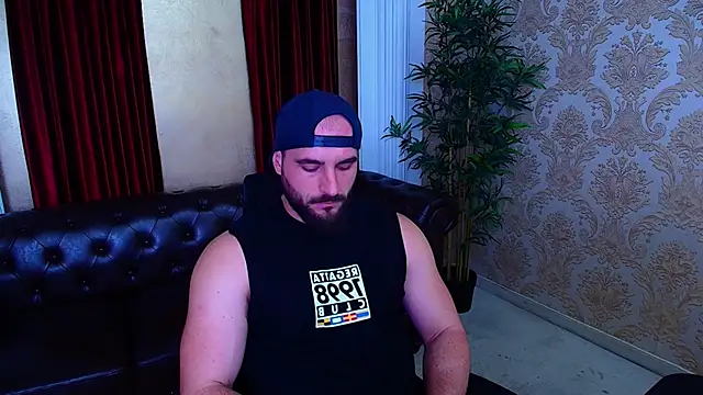 Snapshot of AdamJamesonn chatting on October 14, 5:08 am AdamJamesonn online show from October 14, 5:08 am