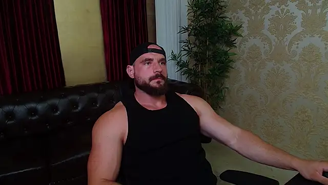 AdamJamesonn online show from July 15, 5:23 am