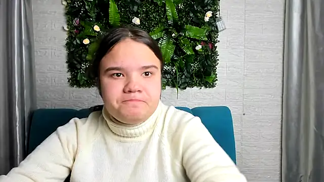 AdeleCruz online show from January 8, 4:11 pm