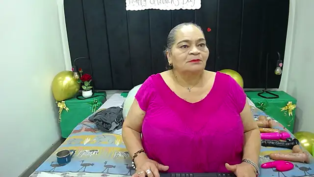 VickyBoobss online show from March 21, 12:43 pm