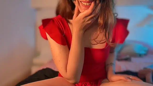 Snapshot of charlyroseblossom chatting on April 29, 5:30 pm charlyroseblossom online show from April 29, 5:30 pm