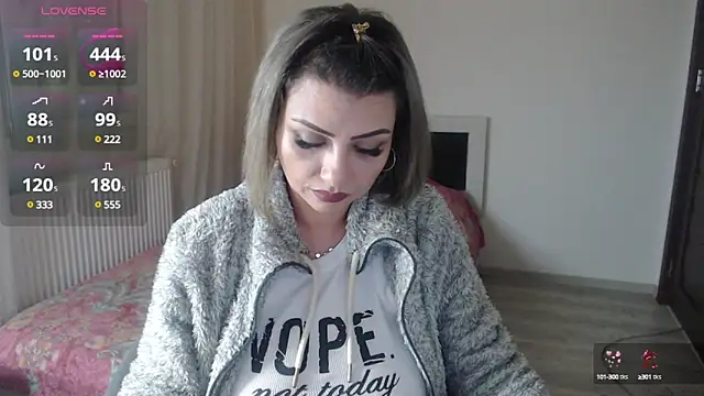 Snapshot of rosse26830 chatting on March 12, 9:56 pm rosse26830 online show from March 12, 9:56 pm