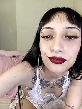 Snapshot of Chanell_19_ok chatting on November 9, 3:16 am Chanell 19 ok online show from November 9, 3:16 am