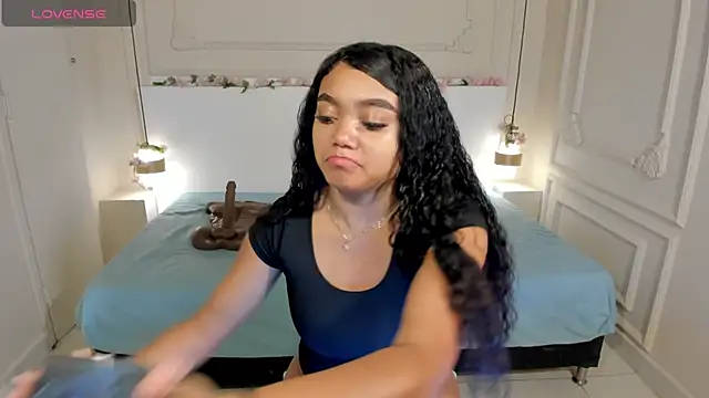 JasmineRose7 online show from September 17, 1:24 pm