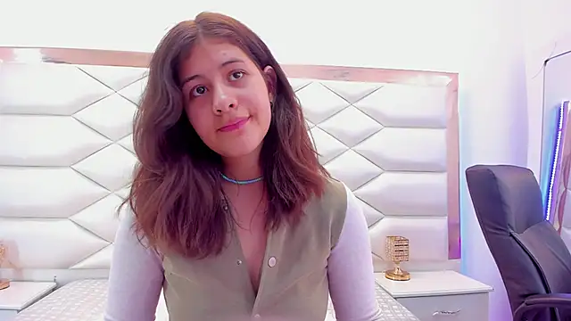 MiaQueen021 online show from February 4, 3:36 pm